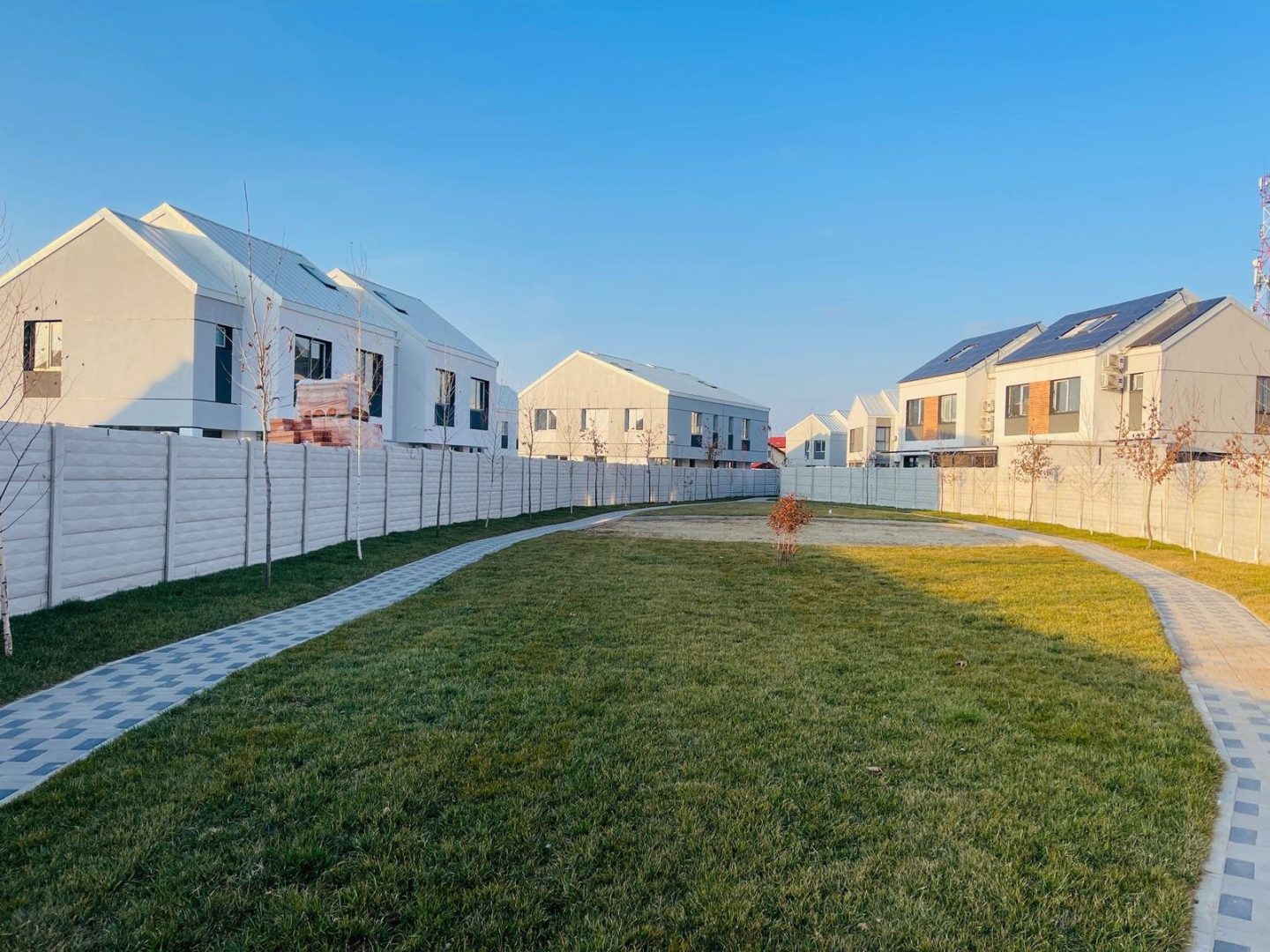 AgentPRO, Crown Village, Domnești, agenție imobiliară