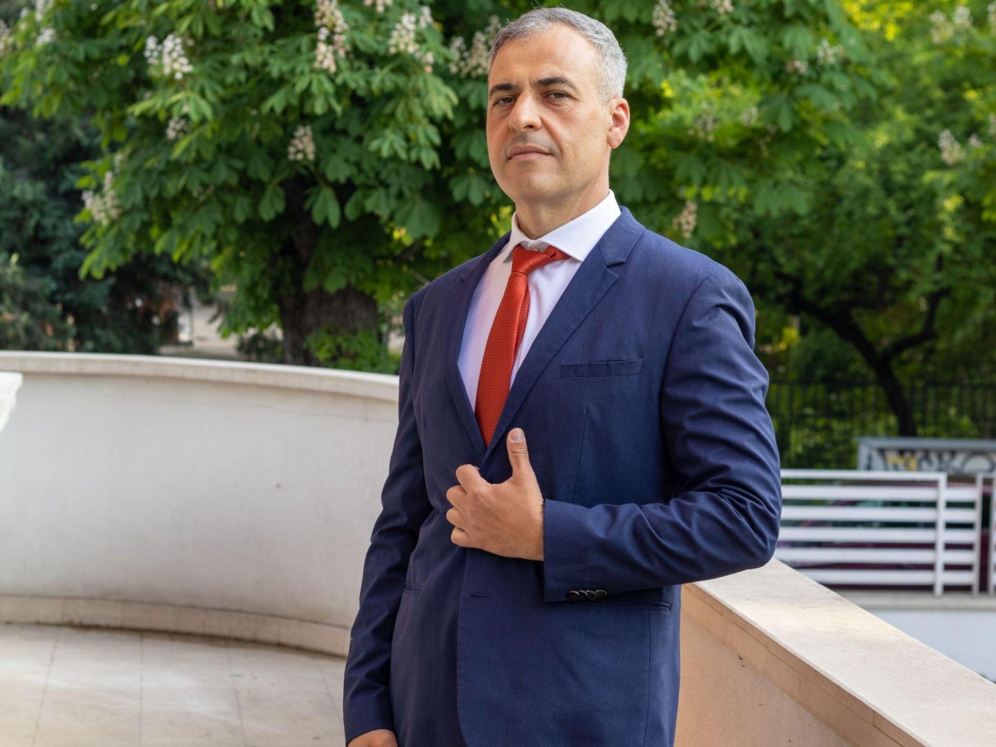 REMAX Klass oferă servicii integrate pentru spații industriale – de la evaluare la promovare, alături de Valentin Bucheru